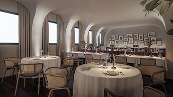 Radisson Collection Hotel, Old Mill Belgrade