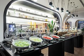 Radisson Collection Hotel, Old Mill Belgrade