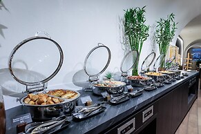 Radisson Collection Hotel, Old Mill Belgrade