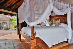 Caille Blanc Villa & Hotel - Adults Only