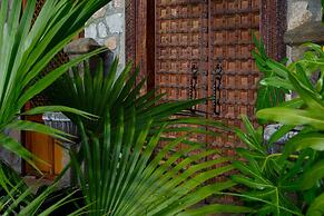 Caille Blanc Villa & Hotel - Adults Only