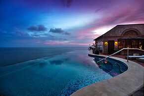 Caille Blanc Villa & Hotel - Adults Only