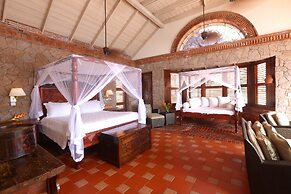 Caille Blanc Villa & Hotel - Adults Only