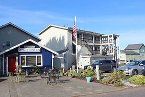 Oceanfront Inn at Shelter Cove