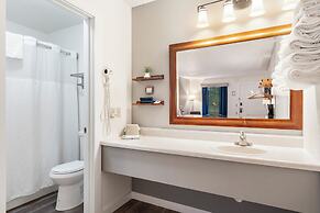 Autumn Creek Branson