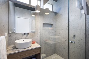 Nightcap at Sandbelt Hotel