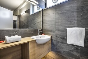 Nightcap at Sandbelt Hotel