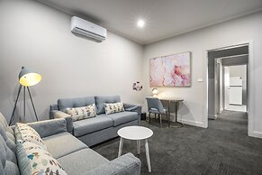 Nightcap at Sandbelt Hotel