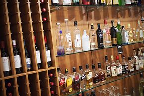 Nightcap at Balaclava Hotel