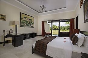 Green Field Hotel and Restaurant