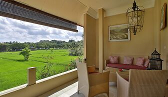 Green Field Hotel and Restaurant