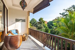 Green Field Hotel and Restaurant