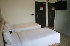 Pacific Express Hotel Central Market