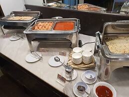 Pacific Express Hotel Central Market