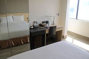 Pacific Express Hotel Central Market