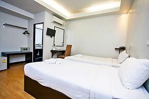 Basic Line Hotel at Loikroh