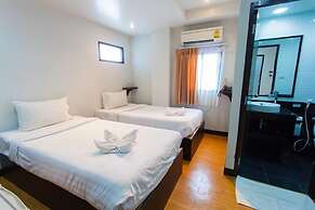 Basic Line Hotel at Loikroh