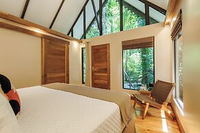 Almonds and Corals Boutique Hotel