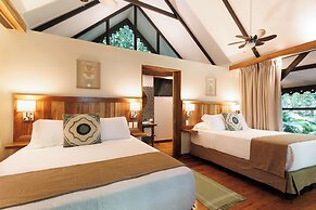 Almonds and Corals Boutique Hotel