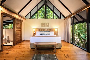 Almonds and Corals Boutique Hotel