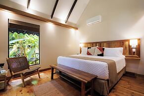 Almonds and Corals Boutique Hotel