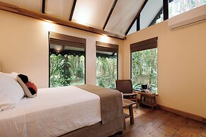 Almonds and Corals Boutique Hotel