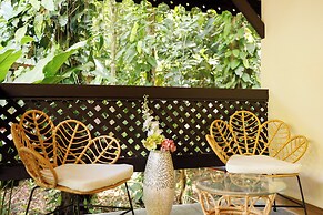 Almonds and Corals Boutique Hotel