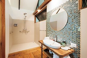 Almonds and Corals Boutique Hotel