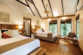 Almonds and Corals Boutique Hotel