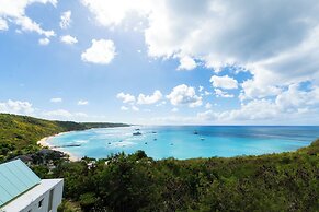 Ceblue Luxury Villas