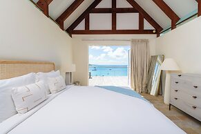 Ceblue Luxury Villas