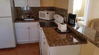 Lago Mar Motel and Apartments