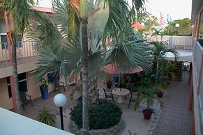 Lago Mar Motel and Apartments