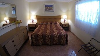 Lago Mar Motel and Apartments