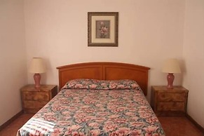 Lago Mar Motel and Apartments