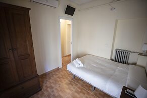 Hostal MYD Los Perales