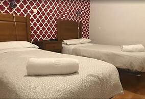 Hostal MYD Los Perales