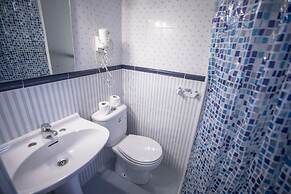 Hostal MYD Los Perales