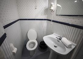 Hostal MYD Los Perales