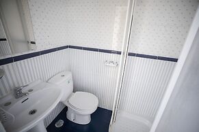 Hostal MYD Los Perales