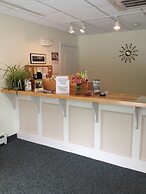 Cromwell Harbor Motel