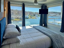 Harborage Inn on the Oceanfront