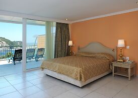 CNic Paleo ArtNouveau - Adults Only