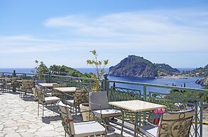 CNic Paleo ArtNouveau - Adults Only