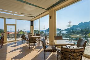 CNic Paleo ArtNouveau - Adults Only