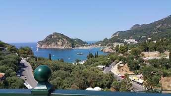 CNic Paleo ArtNouveau - Adults Only