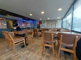 Leyenda Hotel