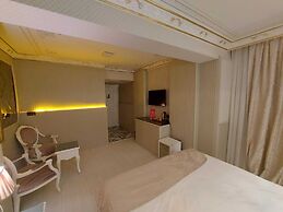 Leyenda Hotel