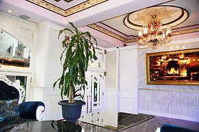 Leyenda Hotel