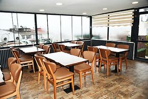 Leyenda Hotel